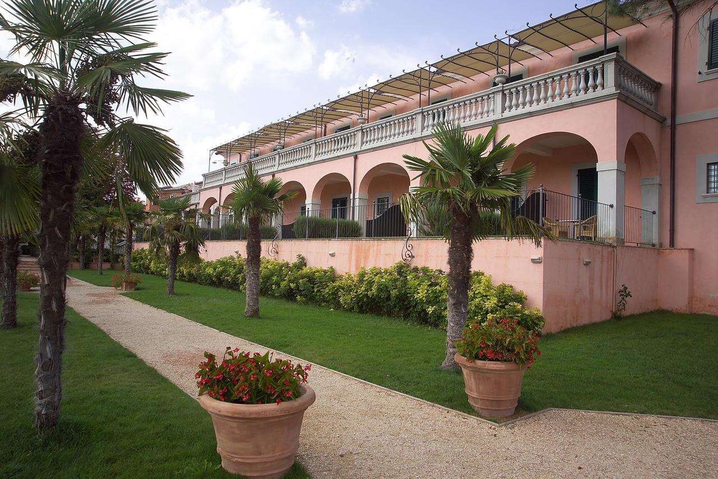 VILLA ZUCCARI 22/27