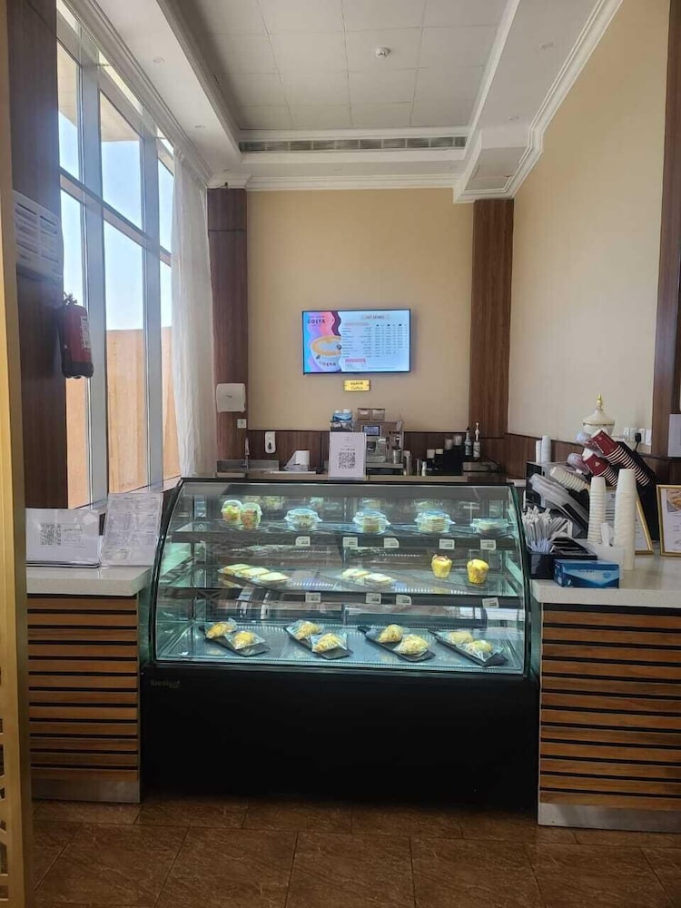 Anova Hotel 19/20
