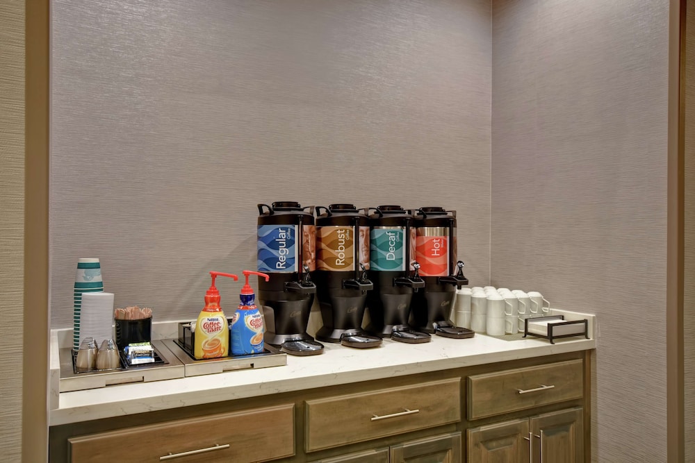 Homewood Suites By Hilton Orange New Haven 39/51