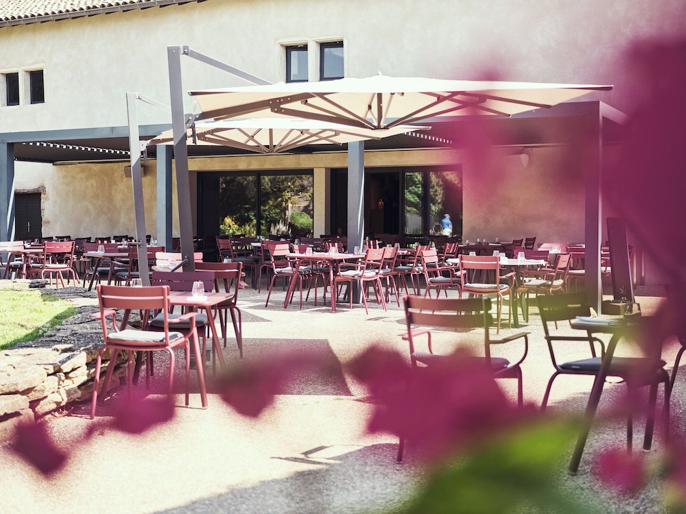GOLF AND HOTEL DU GOUVERNEUR-MONTHIEUX 42/55