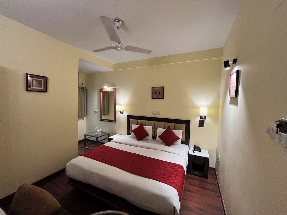 Pooja Palace 19/56