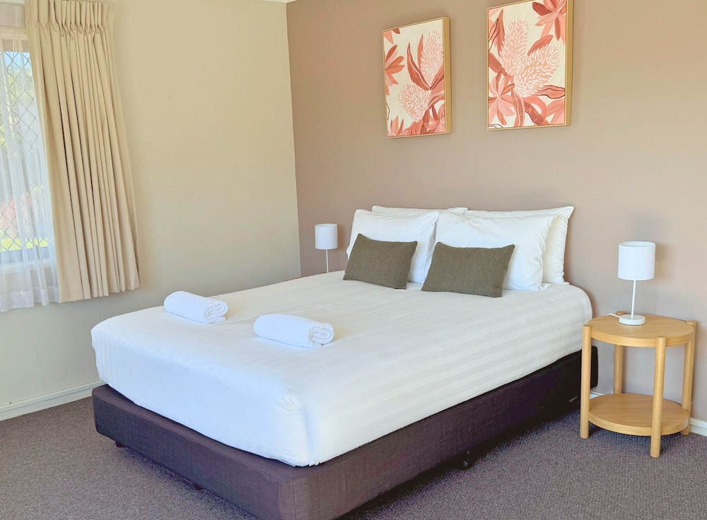 YAMBA SUN MOTEL 26/60