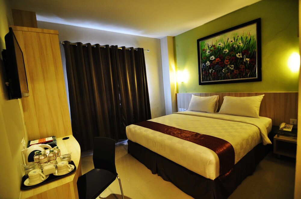 Airy Syariah Padang Barat Hang Tuah 211 15/36
