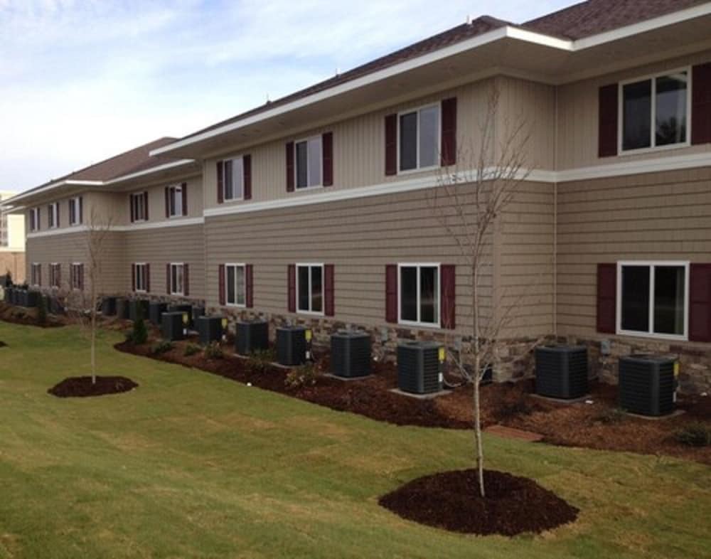 Affordable Suites Fayetteville 42/46