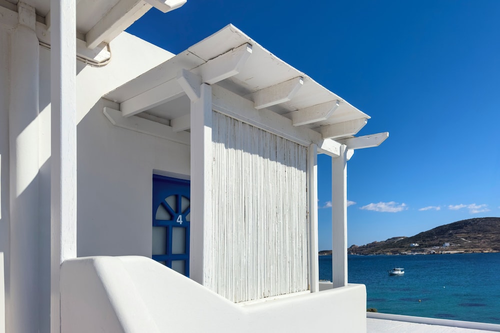 Heliotropio Studios & Apartments 4/50