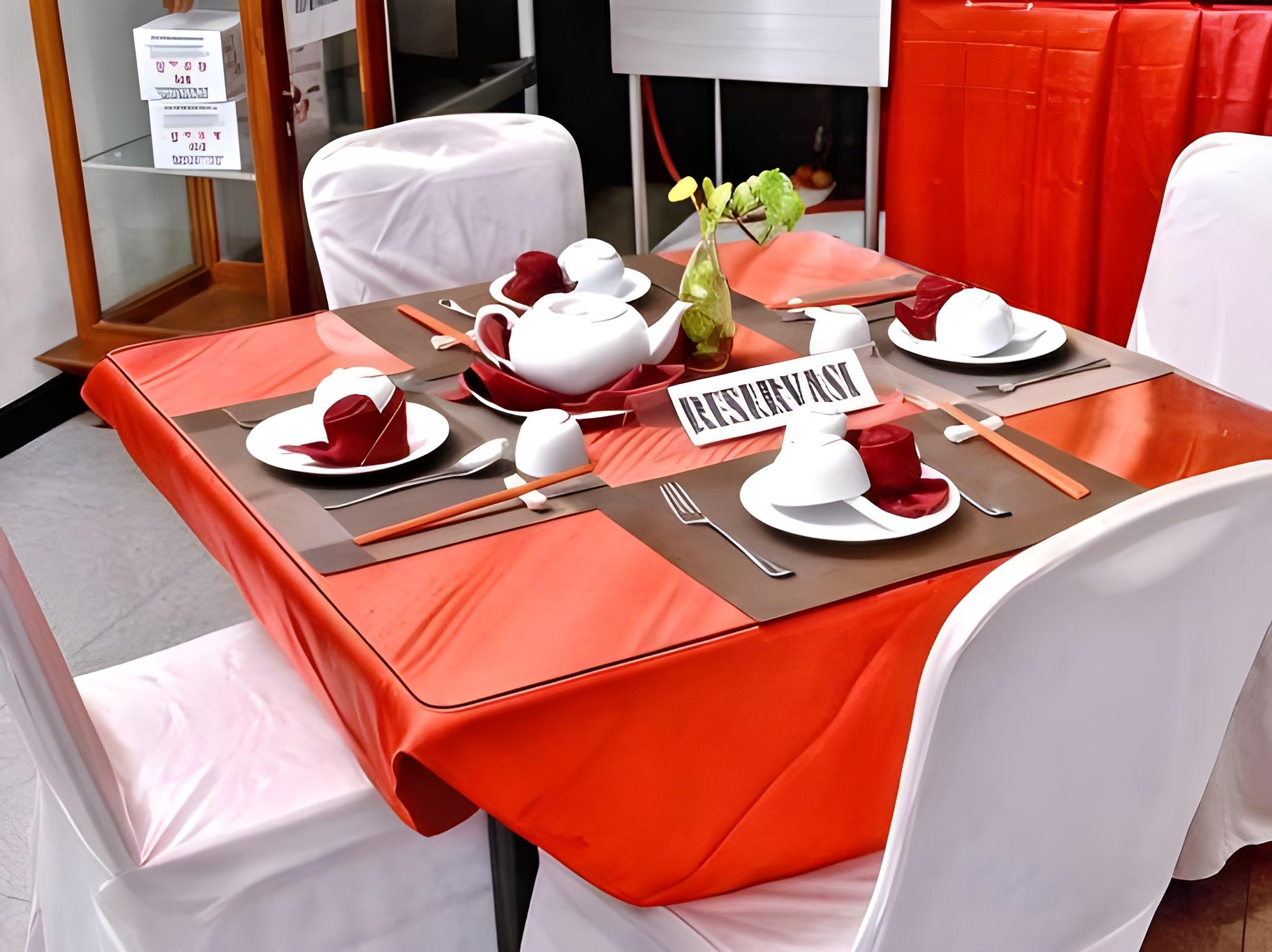 Hotel Sendang Sari 24/40