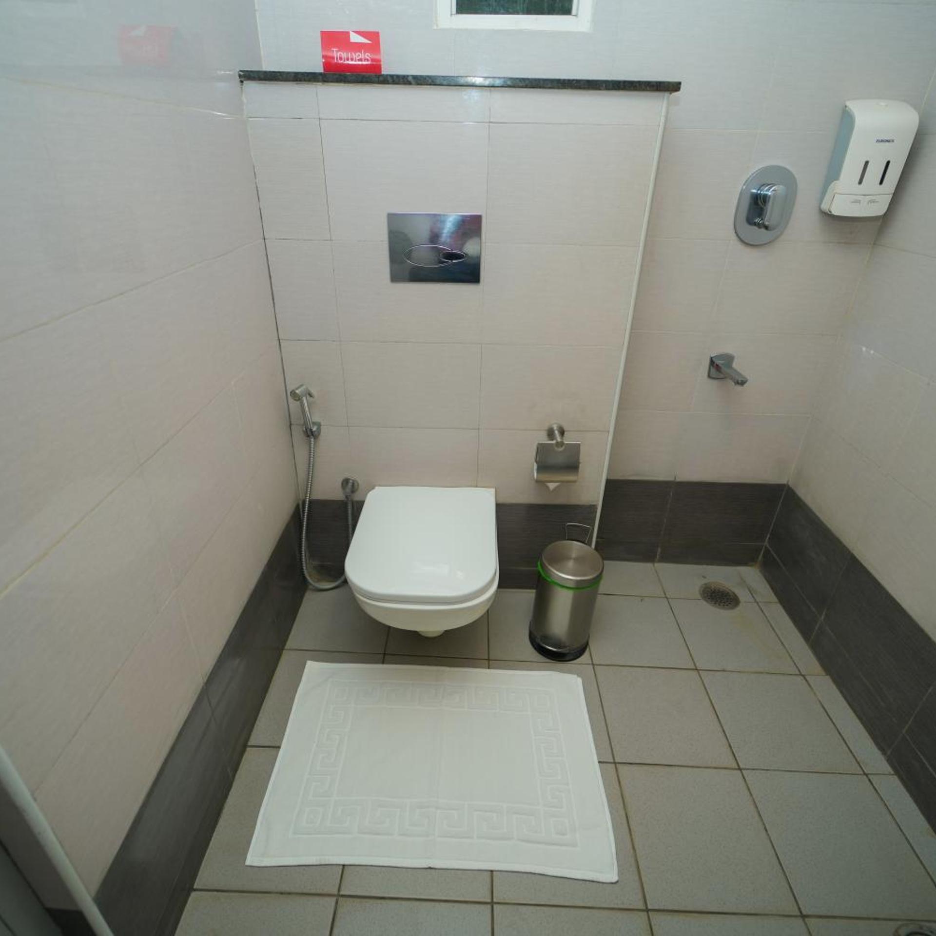 Zip By Spree Hotels Mangala Towers 48/48