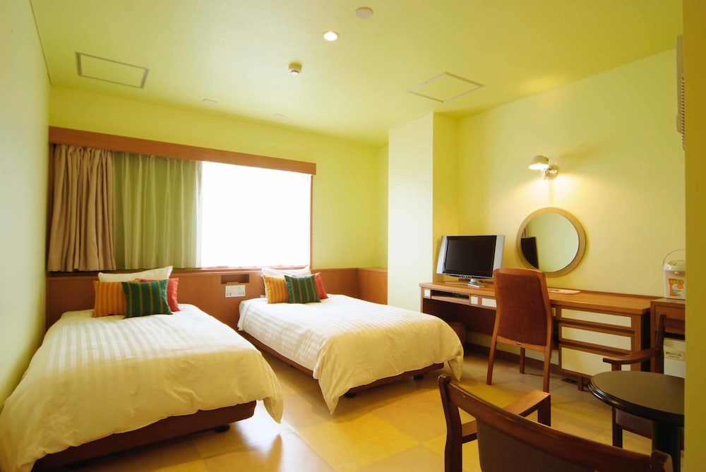 Hotel Sun Palace Kyuyokan 26/72