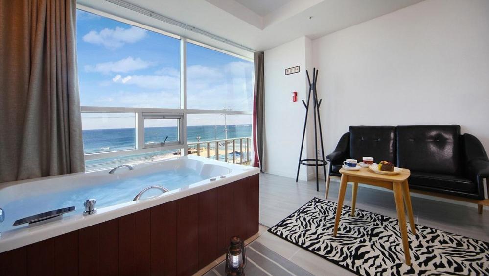 Gangneung Ara Spa Pension 27/41