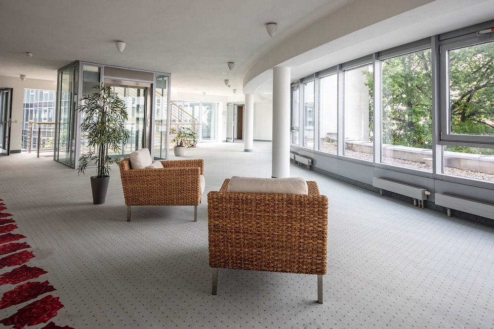 Amadeo Hotel Schaffenrath 44/69