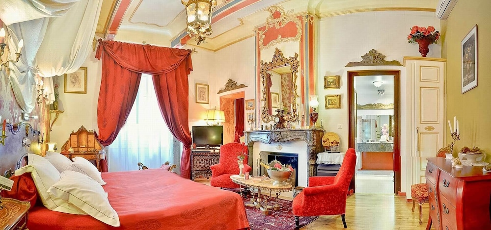 Hotel Renaissance 24/77