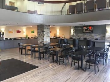 Quality Inn Suites Miamisburg 24/35