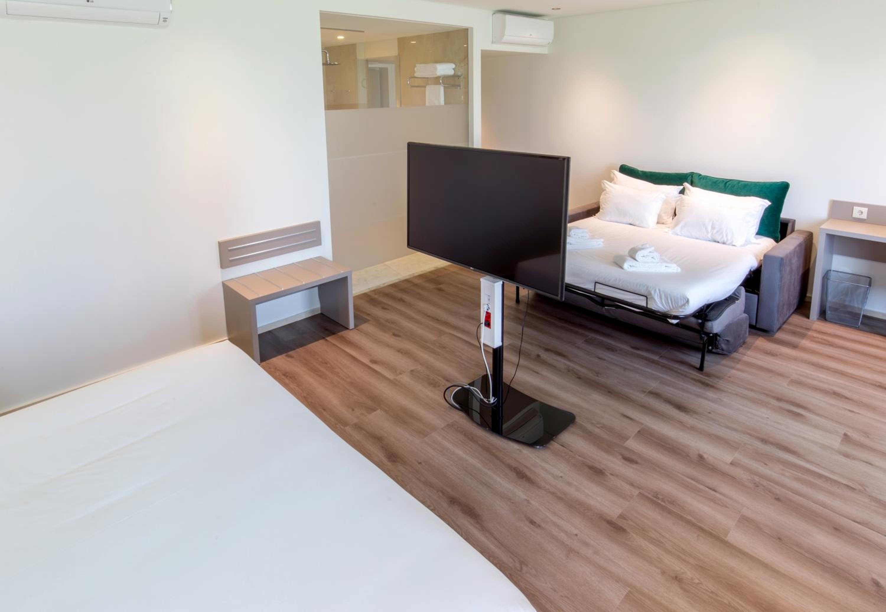 غرفة عائلية بسرير مزدوج، Oporto Airport Business Hotel 4/9