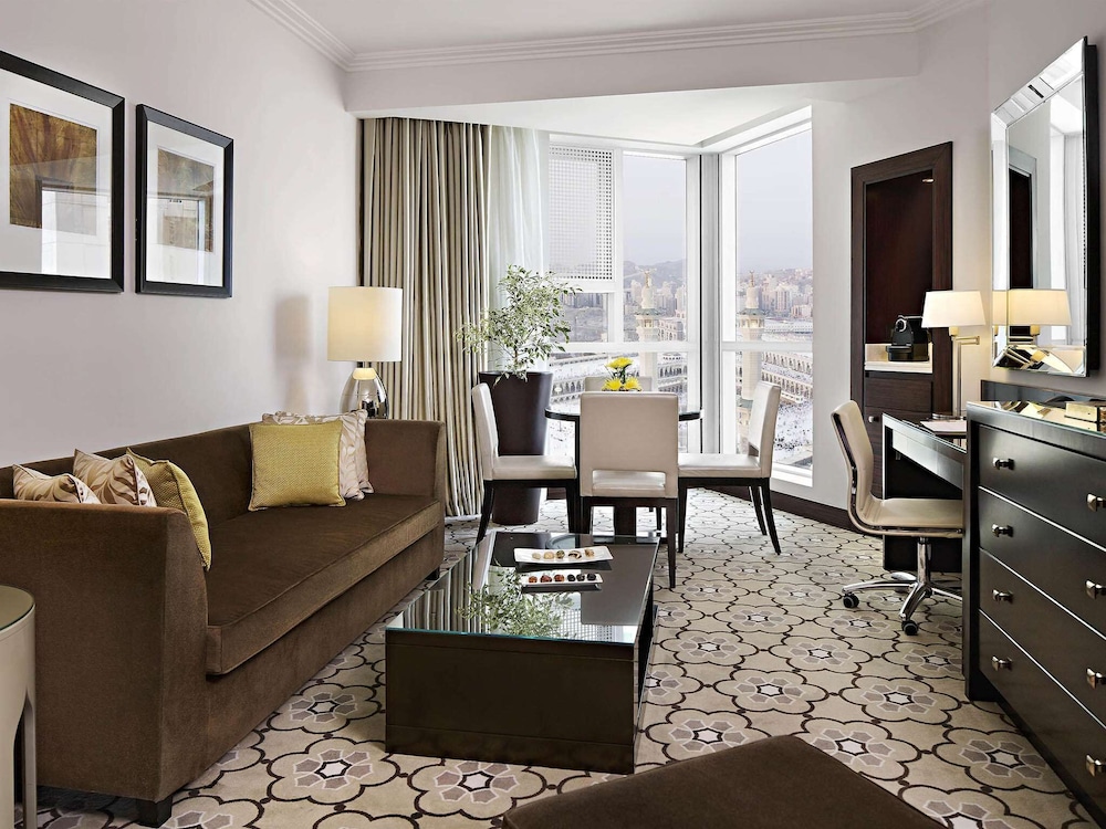 سويس اوتيل المقام مكة(Swissotel Al Maqam Makkah) 49/76