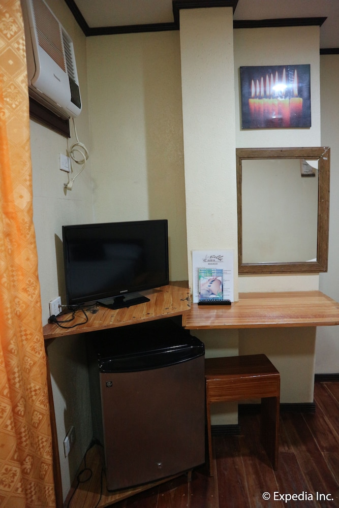 LA BELLA CASA DE BORACAY 48/57
