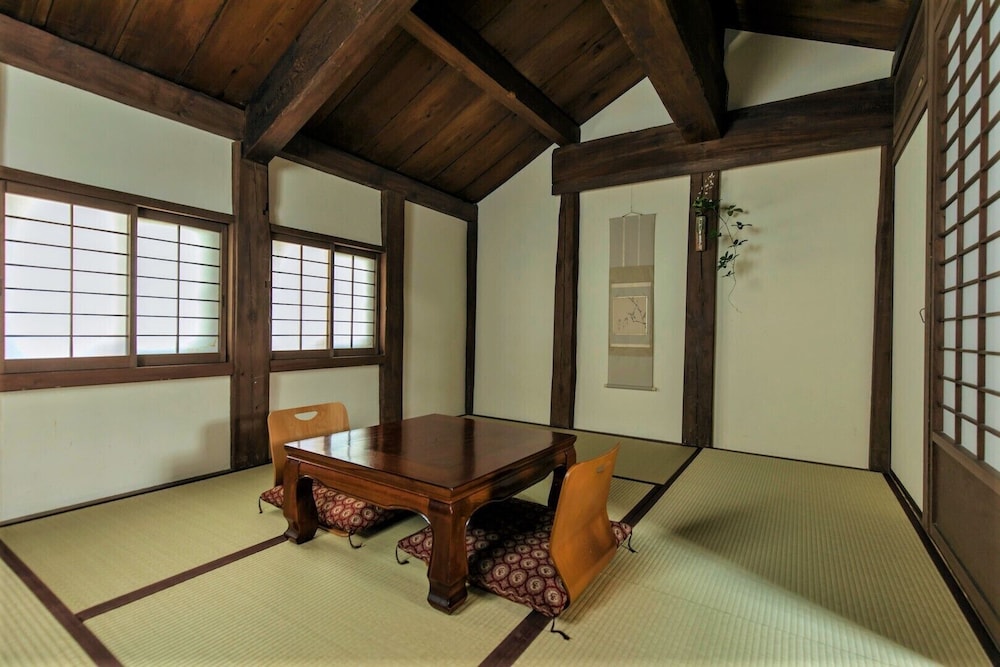 Toshiharu Ryokan 31/50