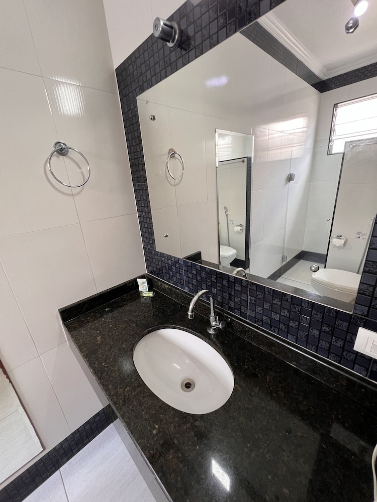 GRANDE HOTEL PARANAVAI 35/39