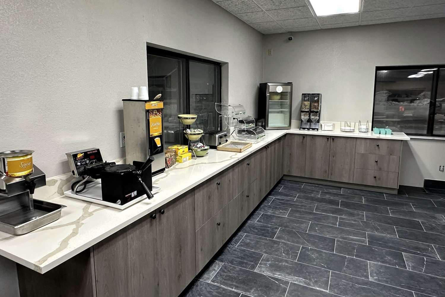 Quality Suites Near West Acres 5/15