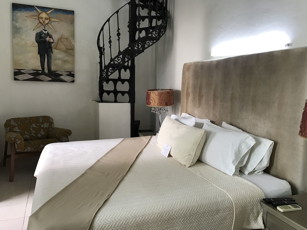 Casa Monraz Hotel Boutique Y Galeria 4/32