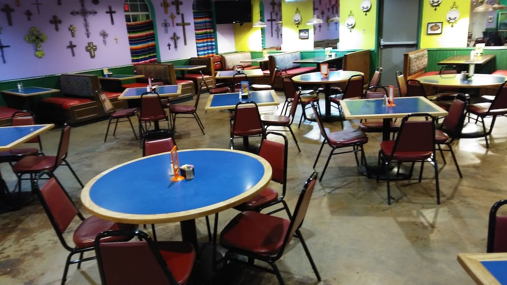 restaurant cafeteria