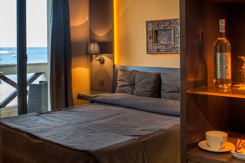 Hotel Capo San Vito 50/72