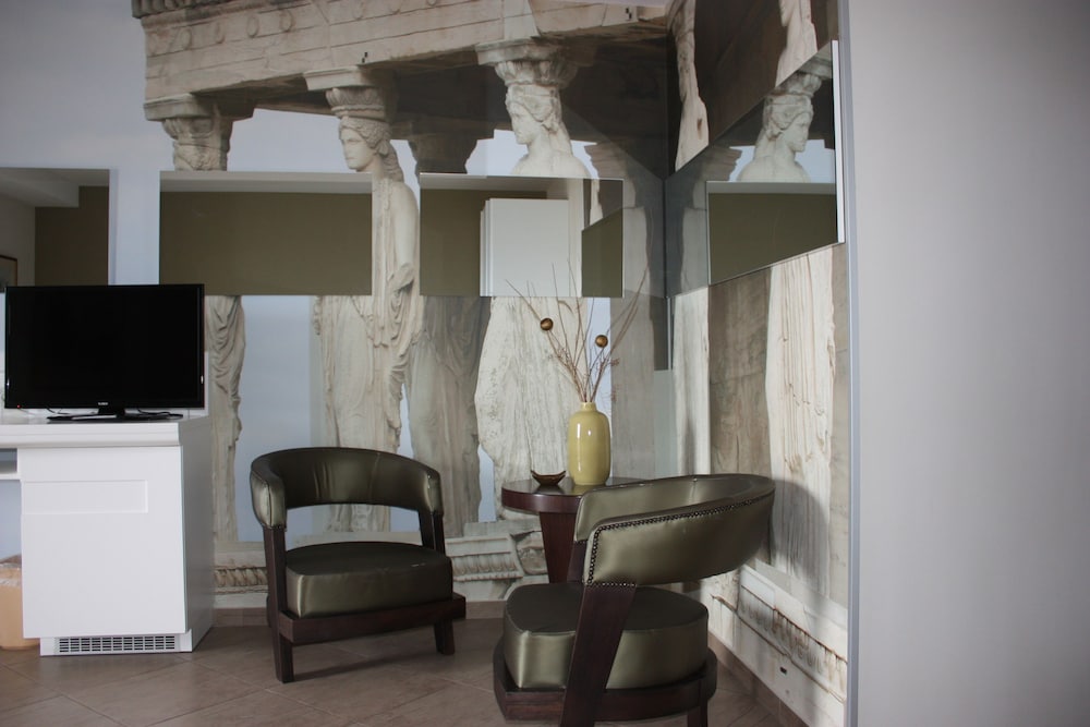 Cariatis Hotel 32/50
