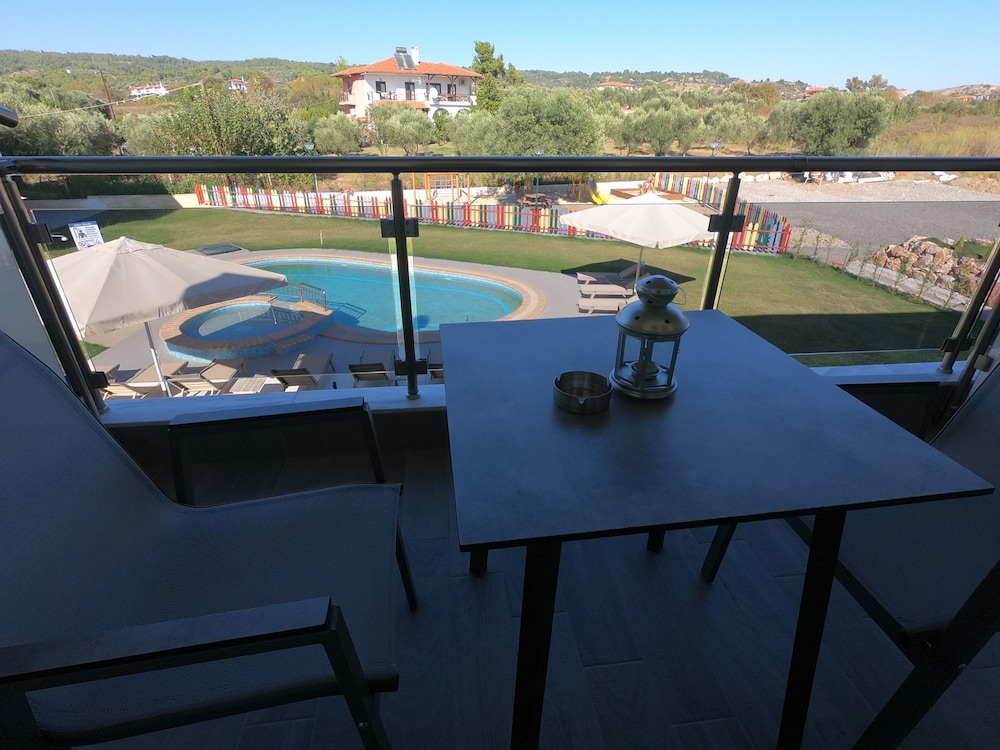 Finikas Garden Beach Resort Nikiti 22/50