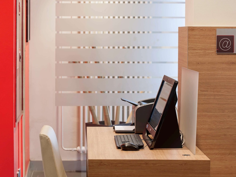 Ibis Dusseldorf Hauptbahnhof 13/67