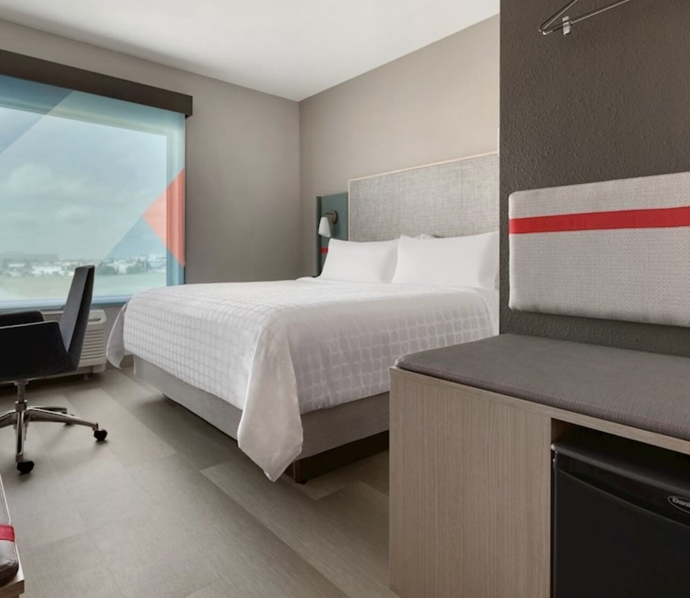 Avid Hotel Macon North 7/45