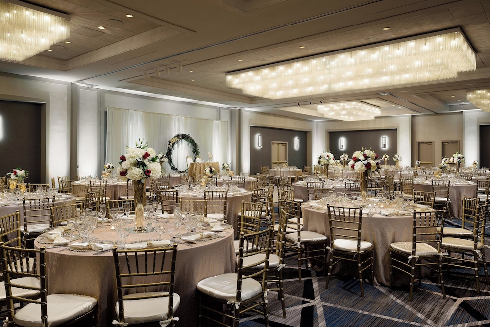 Sheraton Cerritos Hotel 35/50
