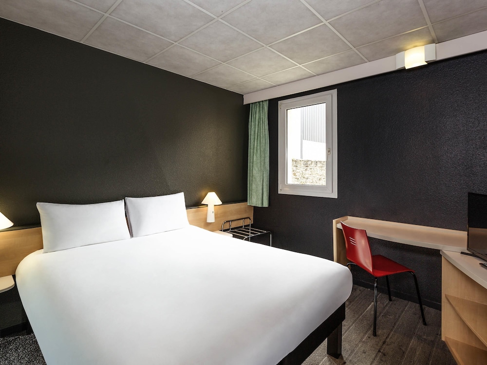Ibis Lannion Cote De Granit Rose 10/39