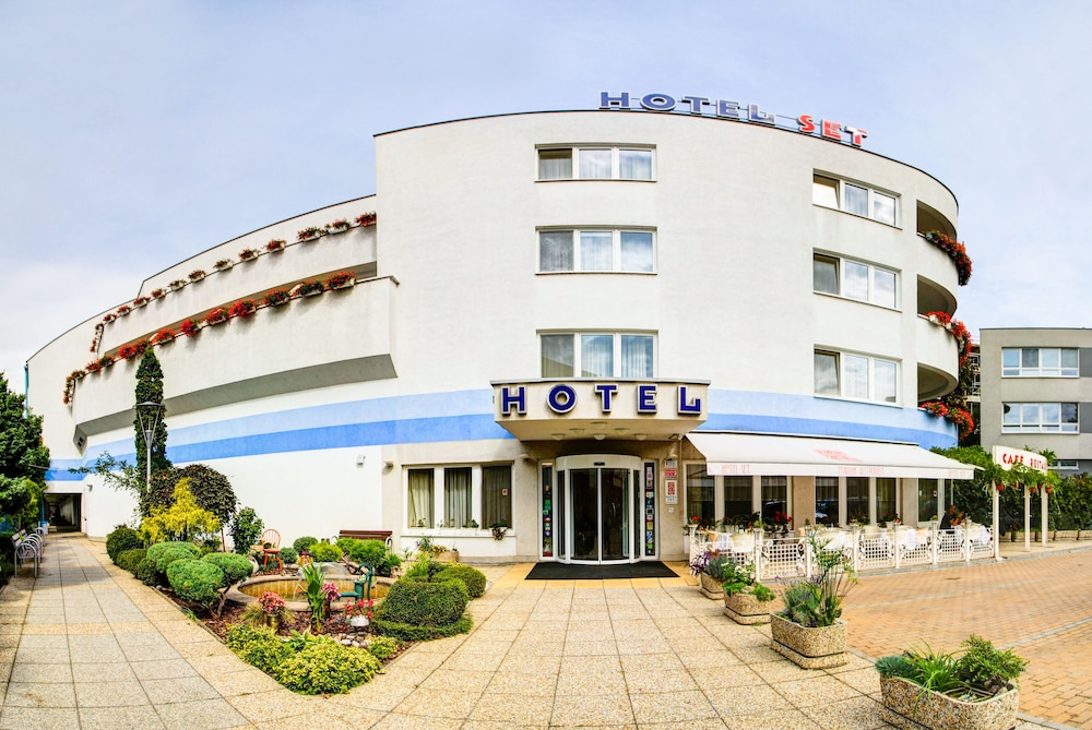 Hotel SET 2/68