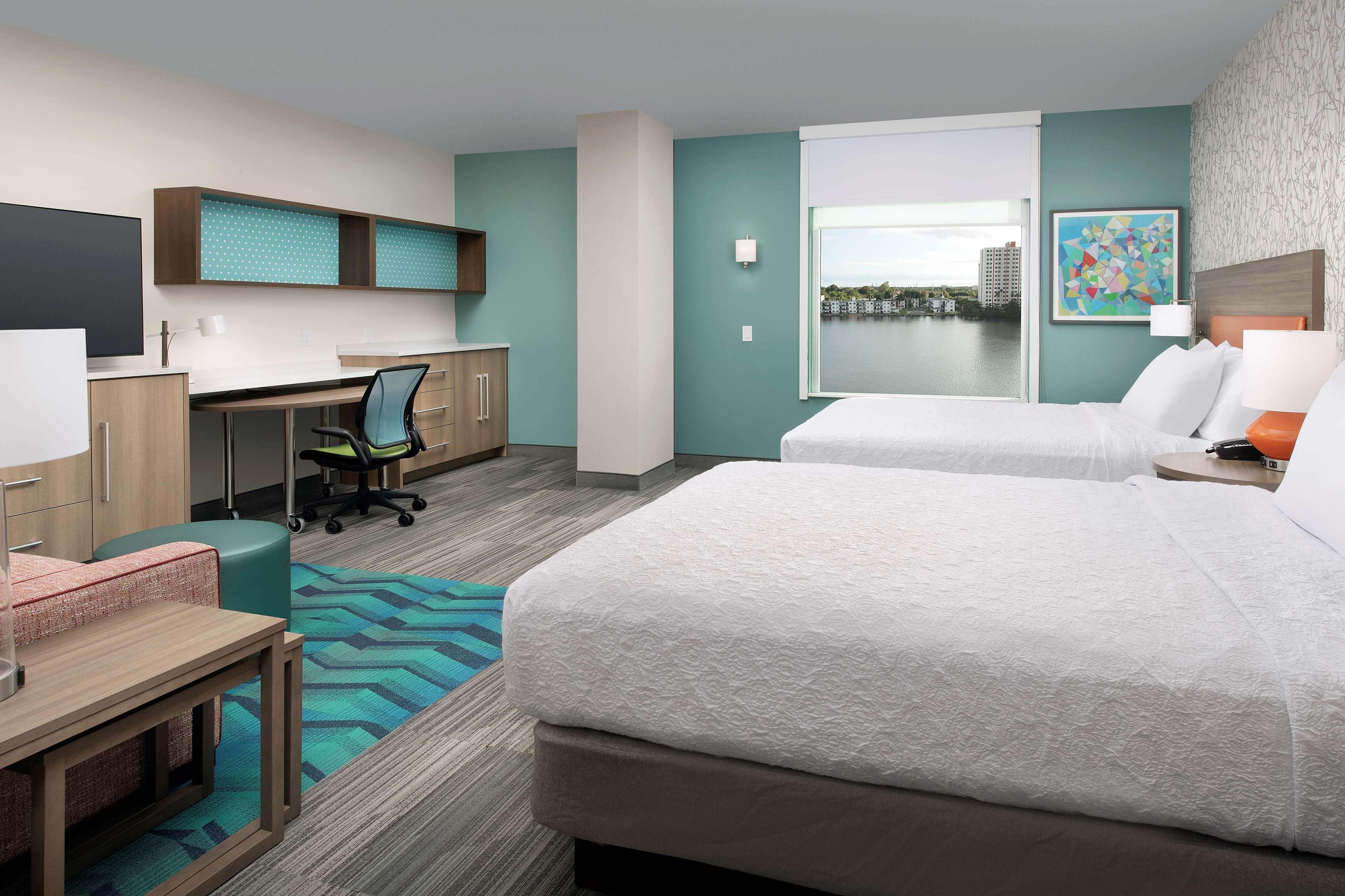 STUDIO, 2 QUEEN BEDS, LAGOON VIEW, ACCESSIBLE