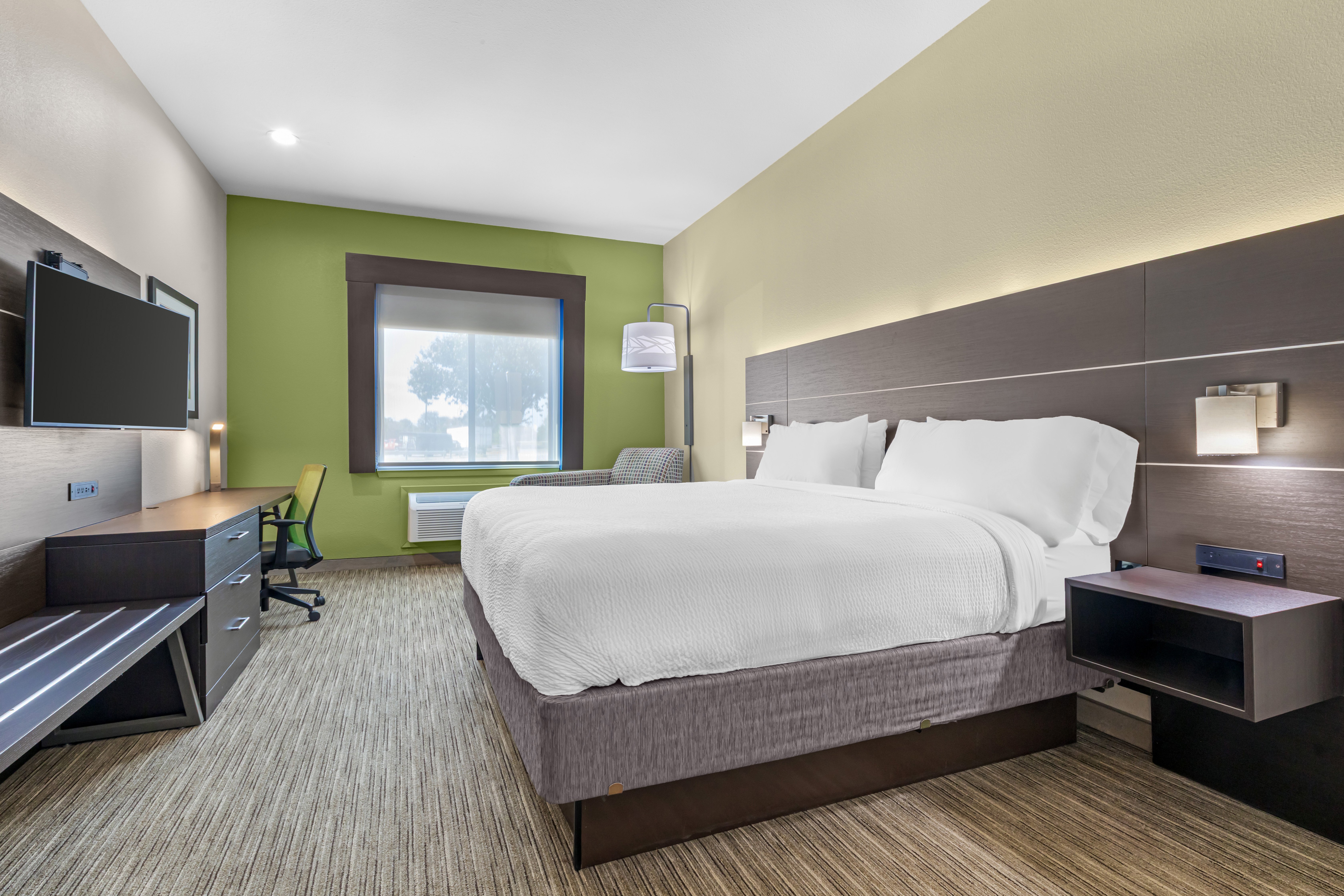 Leisure, King Bed