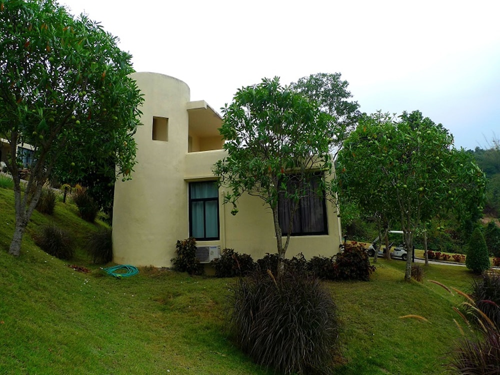 Hi - Scene Resort 54/69