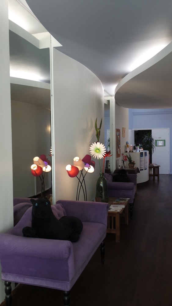 Cecil Hotel 25/49