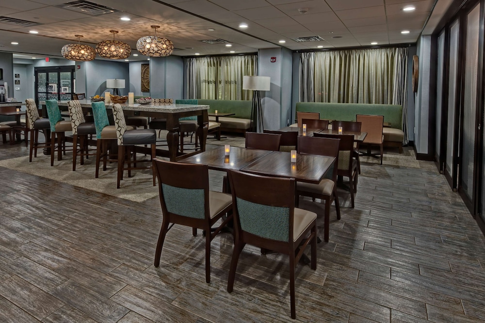 Hampton Inn Summerville Sc 25/36