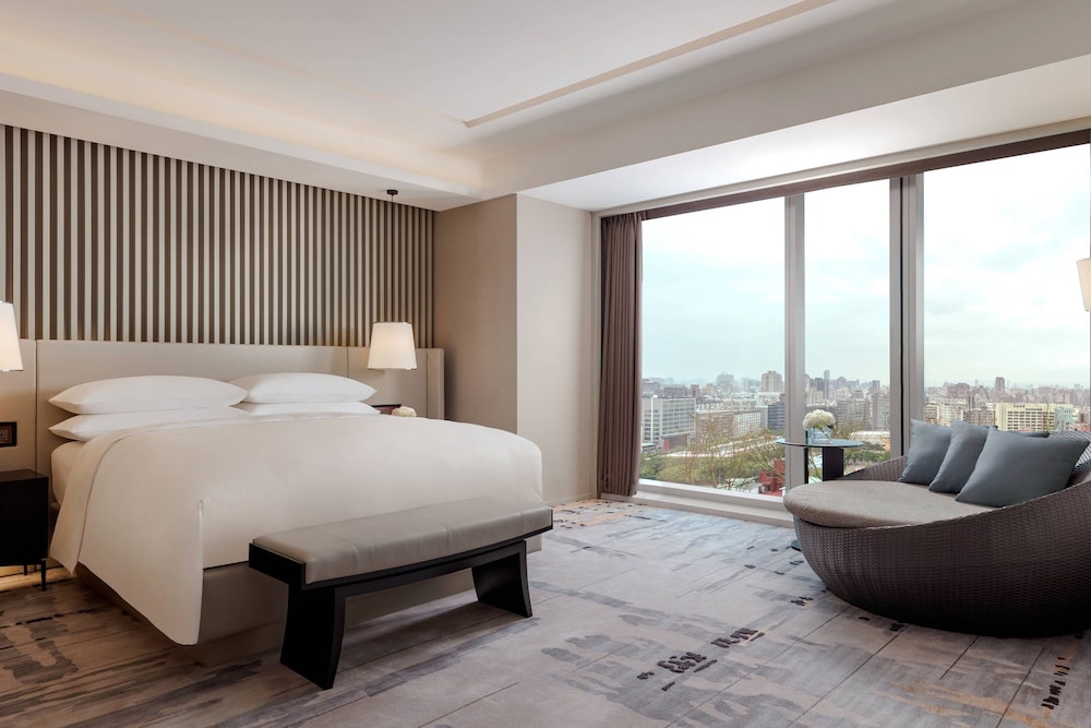 Courtyard by Marriott Taipei Downtown 12/44