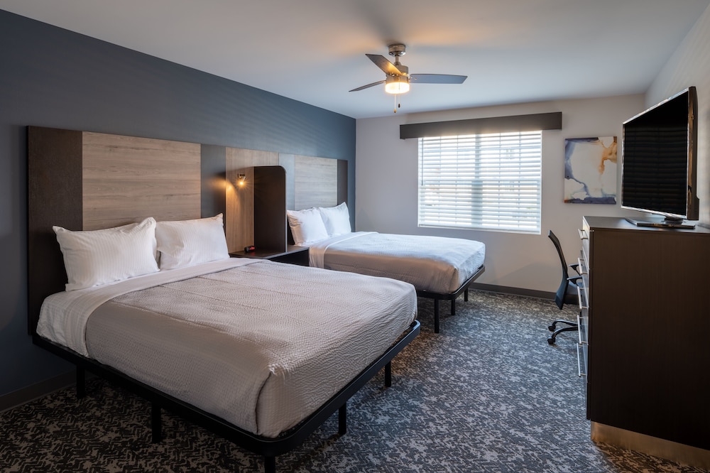 suite, 2 queen beds