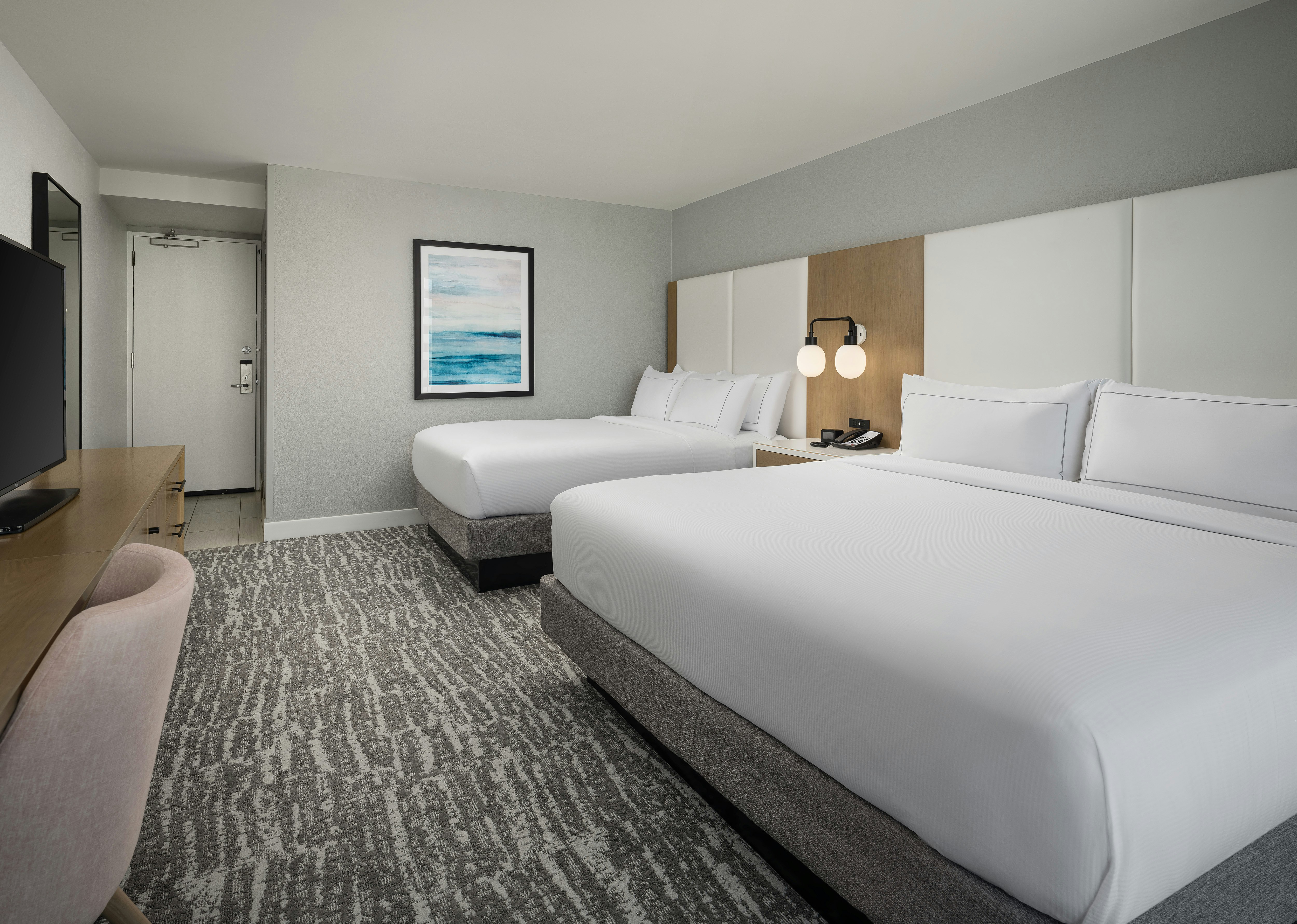 Room, King and Queen Bed, Ocean Front
