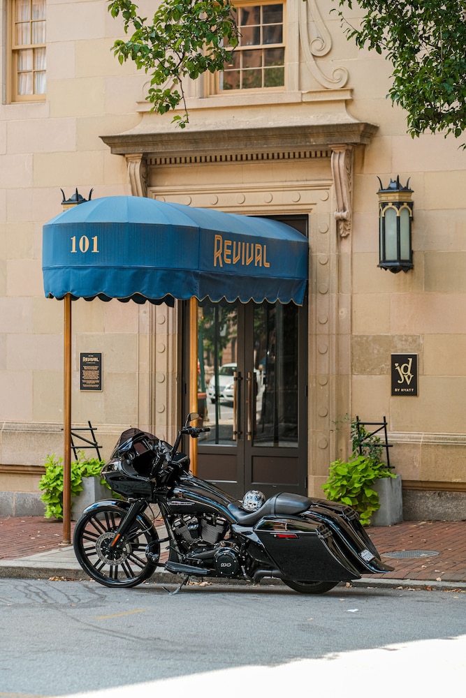 Hotel Revival Baltimore 57/60