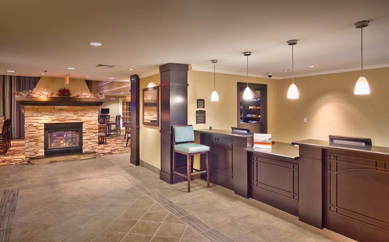 Staybridge Suites Peoria Downtown 8/34