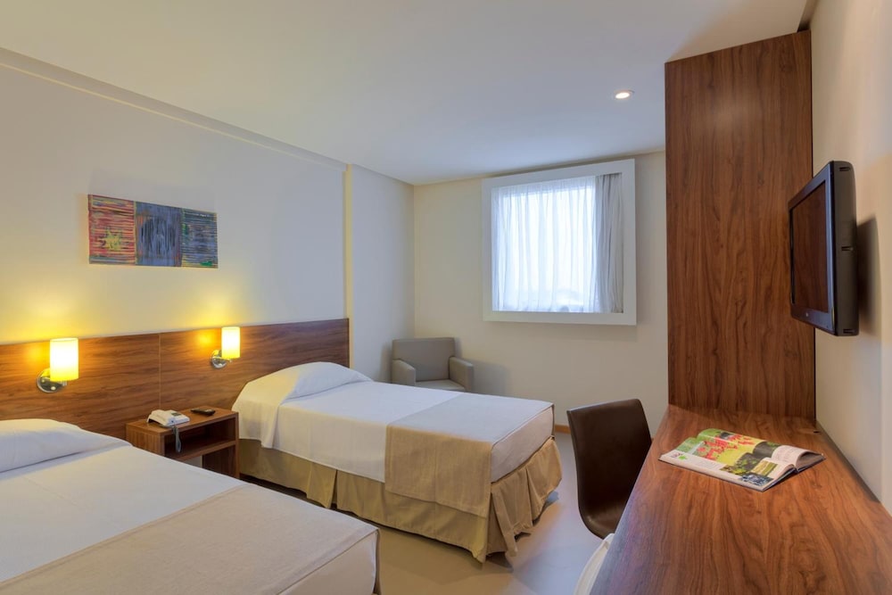 Ibis Styles Belem Hangar 18/69