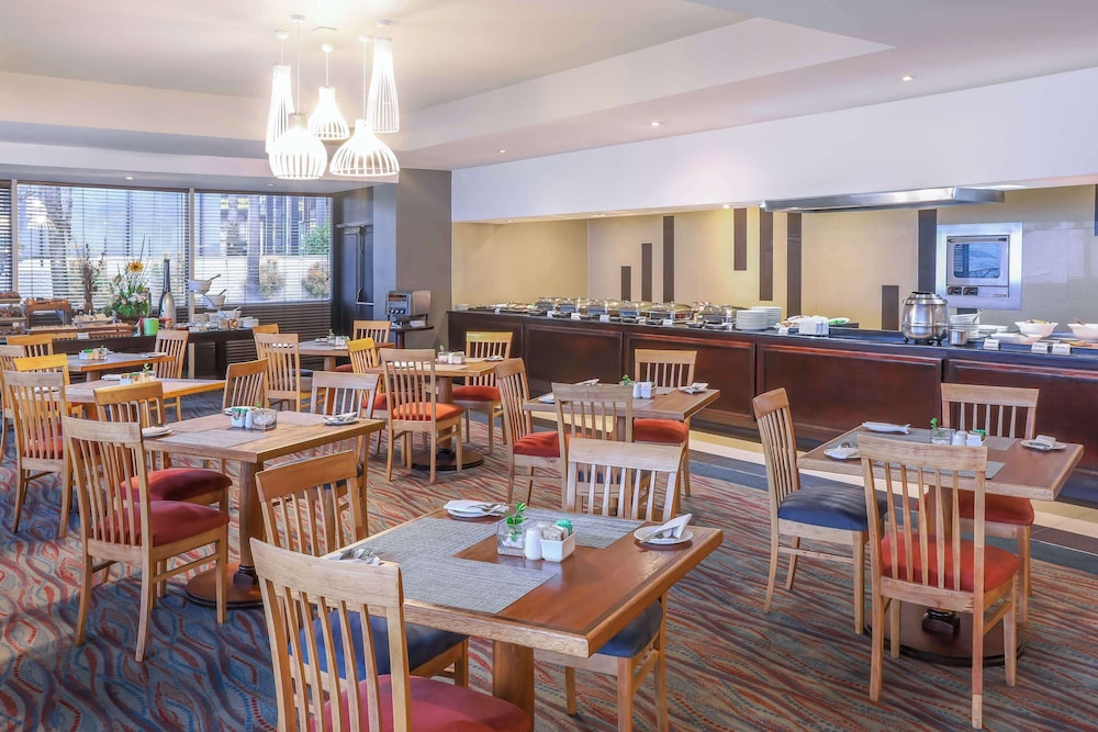 Garden Court East London Hotel 22/38