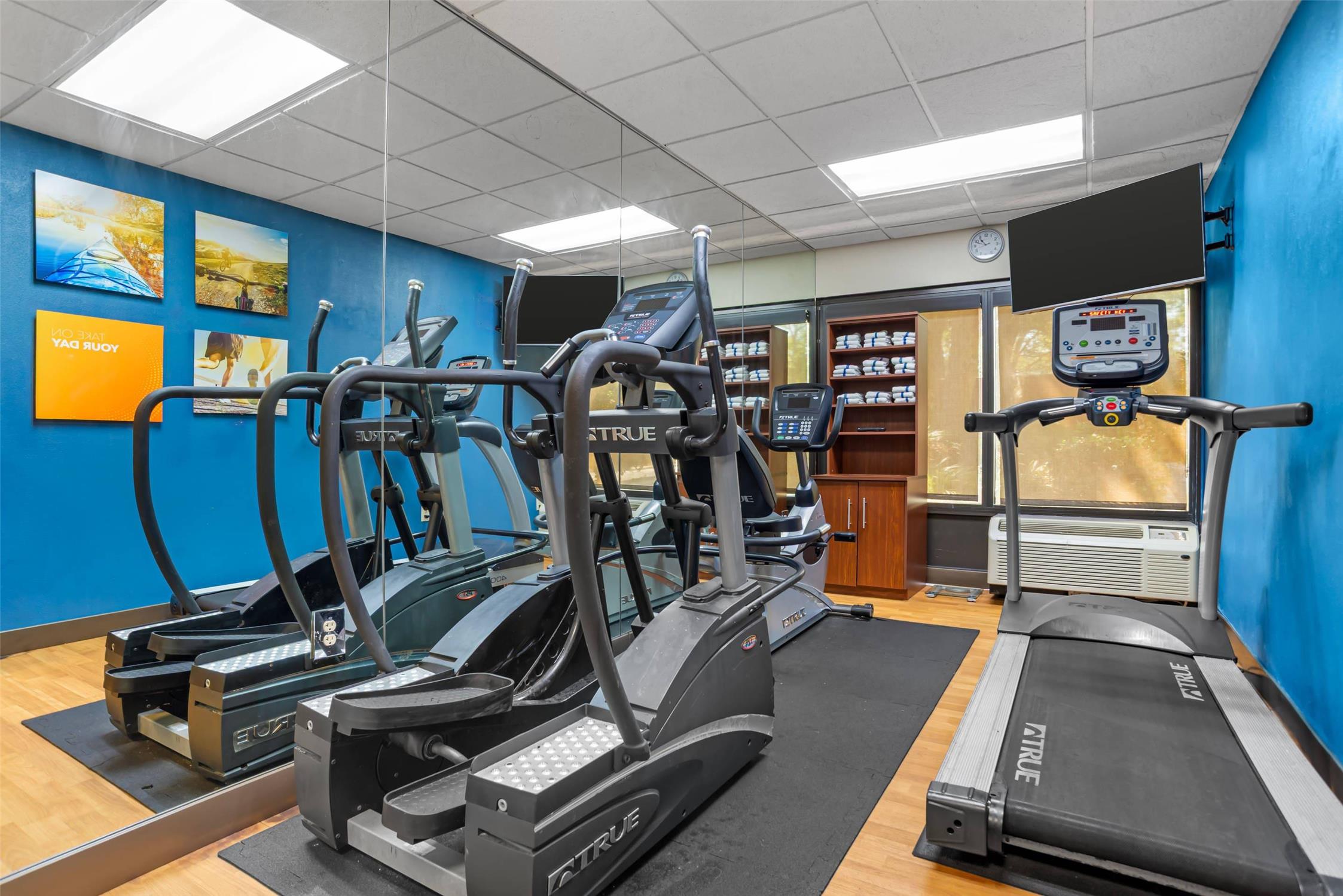 Comfort Suites Tallahassee Capitol - University Area 33/52
