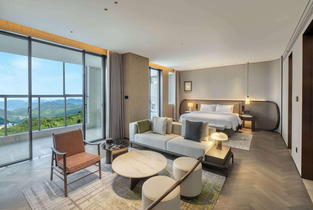 Wyndham Garden Shaoguan Xinfeng 28/36