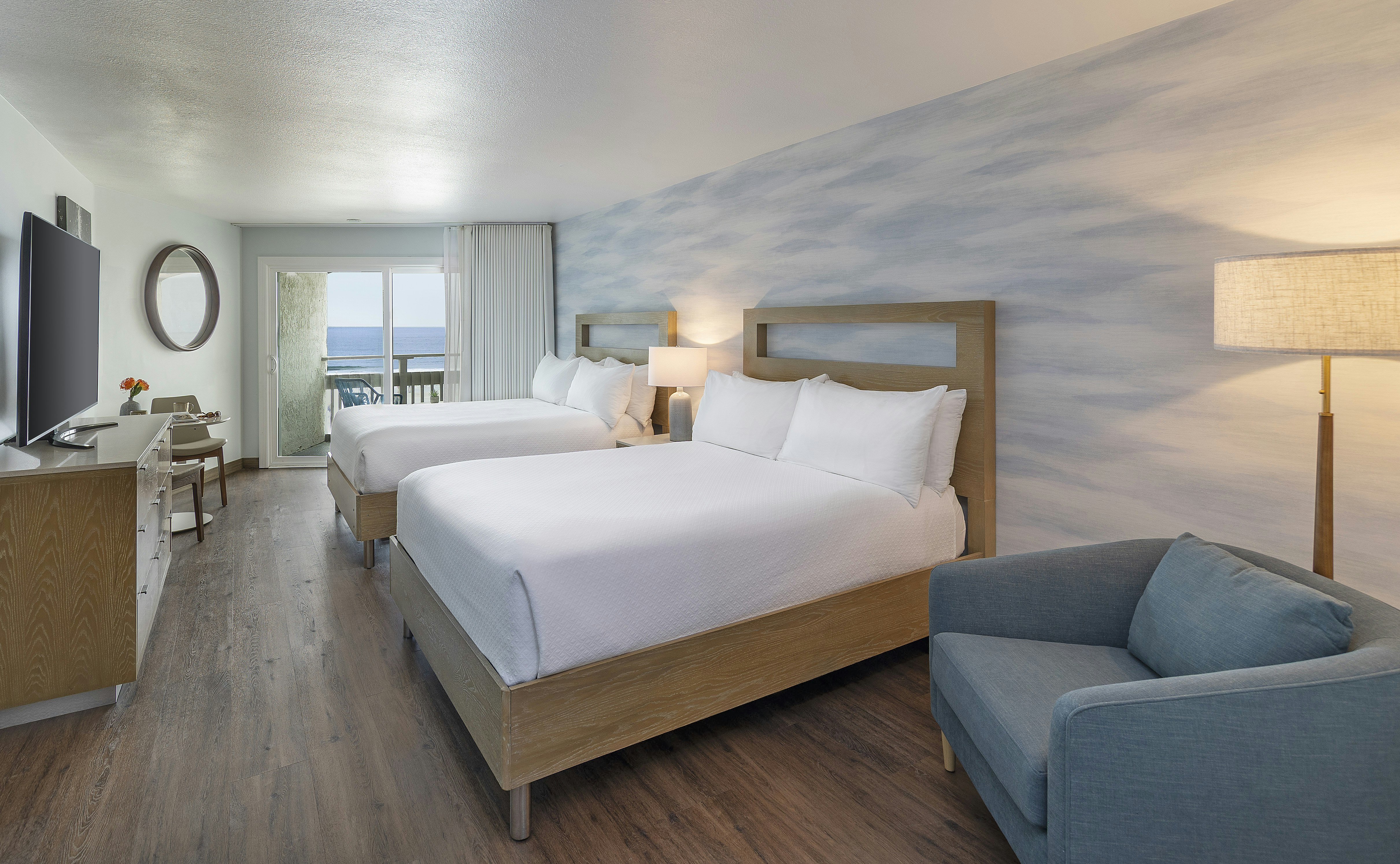 Room, 2 Queen Beds, Ocean Front، The Wayfarer San Diego 2/2