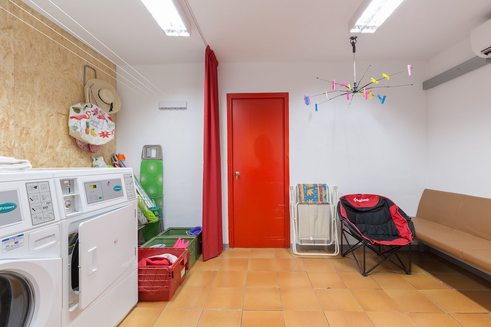 Tomate Rooms 6/50