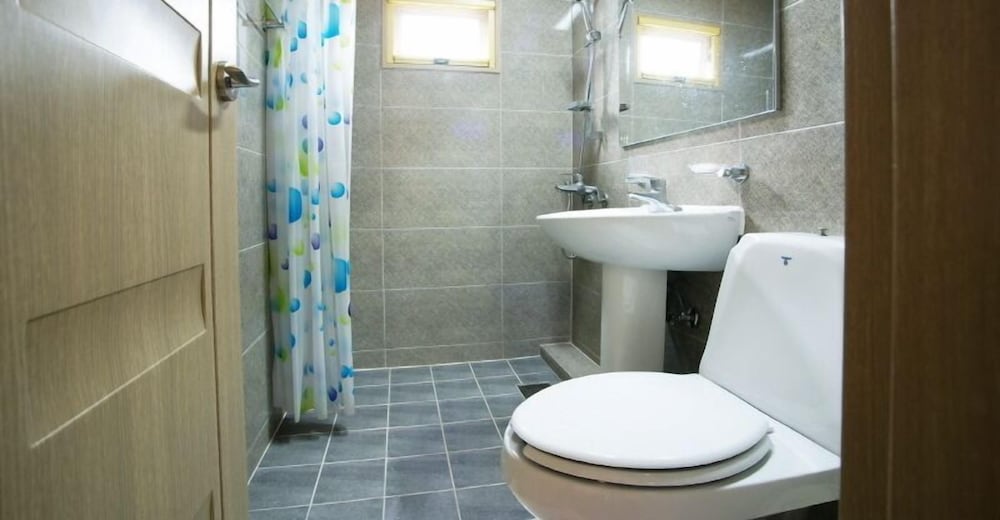 Jeju Gotjawal Geomoon Oreum Pension 48/50