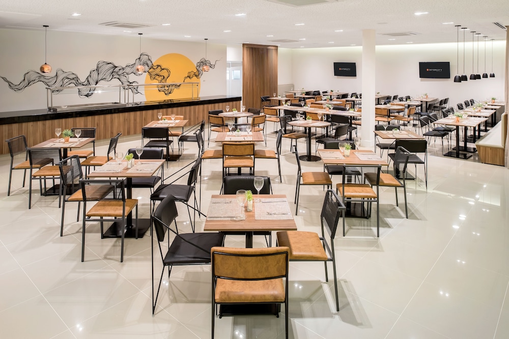 Intercity Patio Pinda Hotel & Resort 39/61